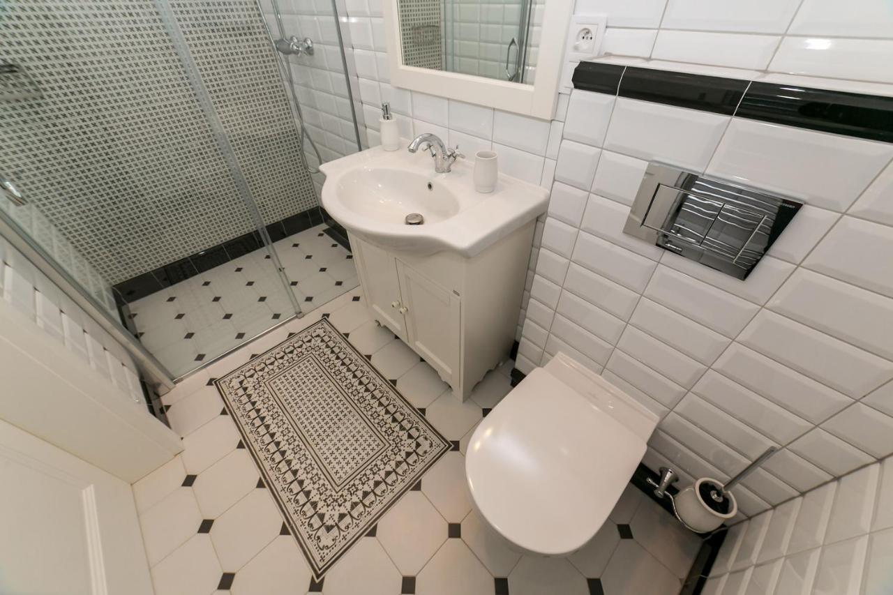 ברטיסלאבה New Studio 3 - Self Check In, Parking Possible, Weekend Free Parking מראה חיצוני תמונה
